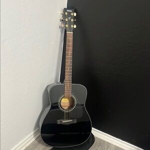 Yamaha Glossy Black Acoustic Guitar